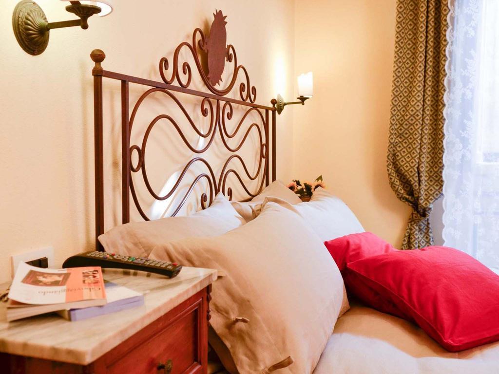 B&B Vicolo Della Scala Cortona Buitenkant foto